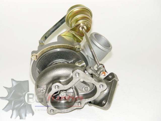 TURBO BORGWARNER K04 RECONDITIONNÉ EN FRANCE - CHRYSLER VM GRAND VOYAGER 2 HR425CLIEE 2,5 L 115 CV - 53049700002
